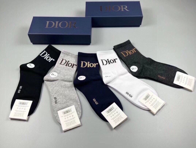 DIOR